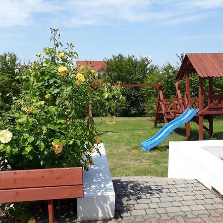 Gosciniec Mazurek Lägenhet Giżycko Exteriör bild